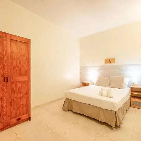 Guestready - Candido Dos Reis Beachfront Living Tatil Evi *